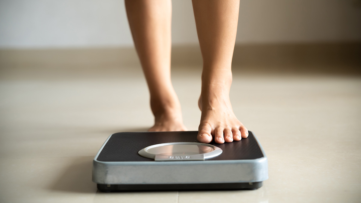 How does stress affect weight loss?